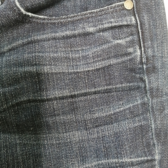 Paige Jeans with a slight flair - Picture 4 of 8